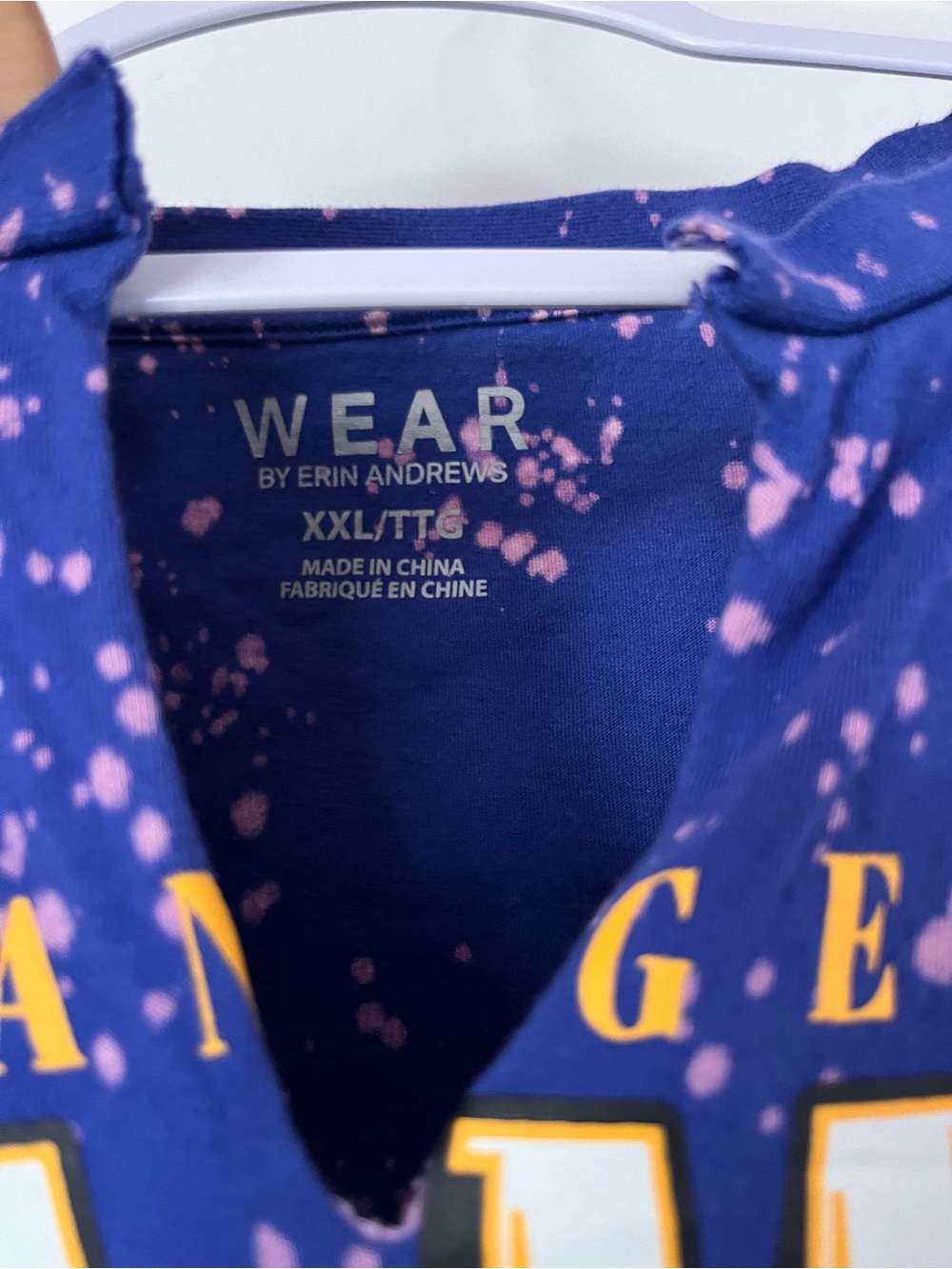 Los Angeles Rams Blue Graphic Tee with Pink Splatter - Picture 2 of 5